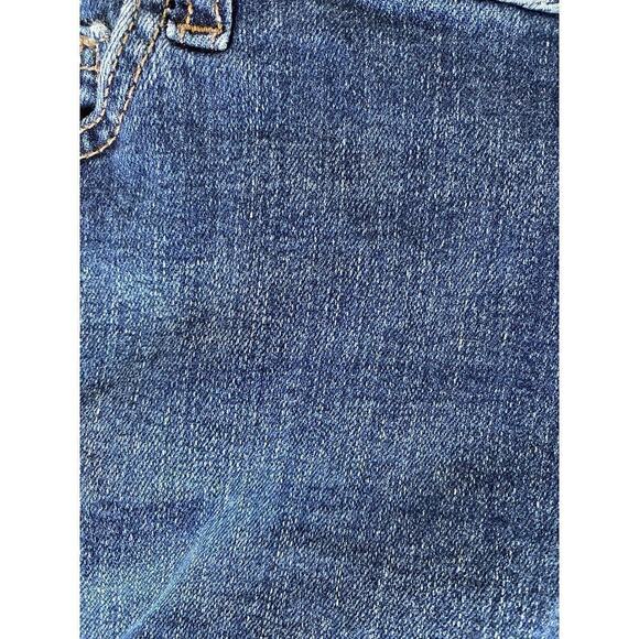 Amazon Essentials Womens Blue Mid Rise Cuffed Jean Shorts Size 12 - Picture 3 of 6